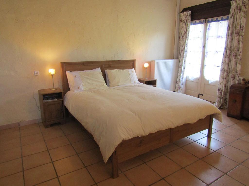 Bed and Breakfast Thesecretgarden-France Saint-Pierre-du-Lorouër Zewnętrze zdjęcie
