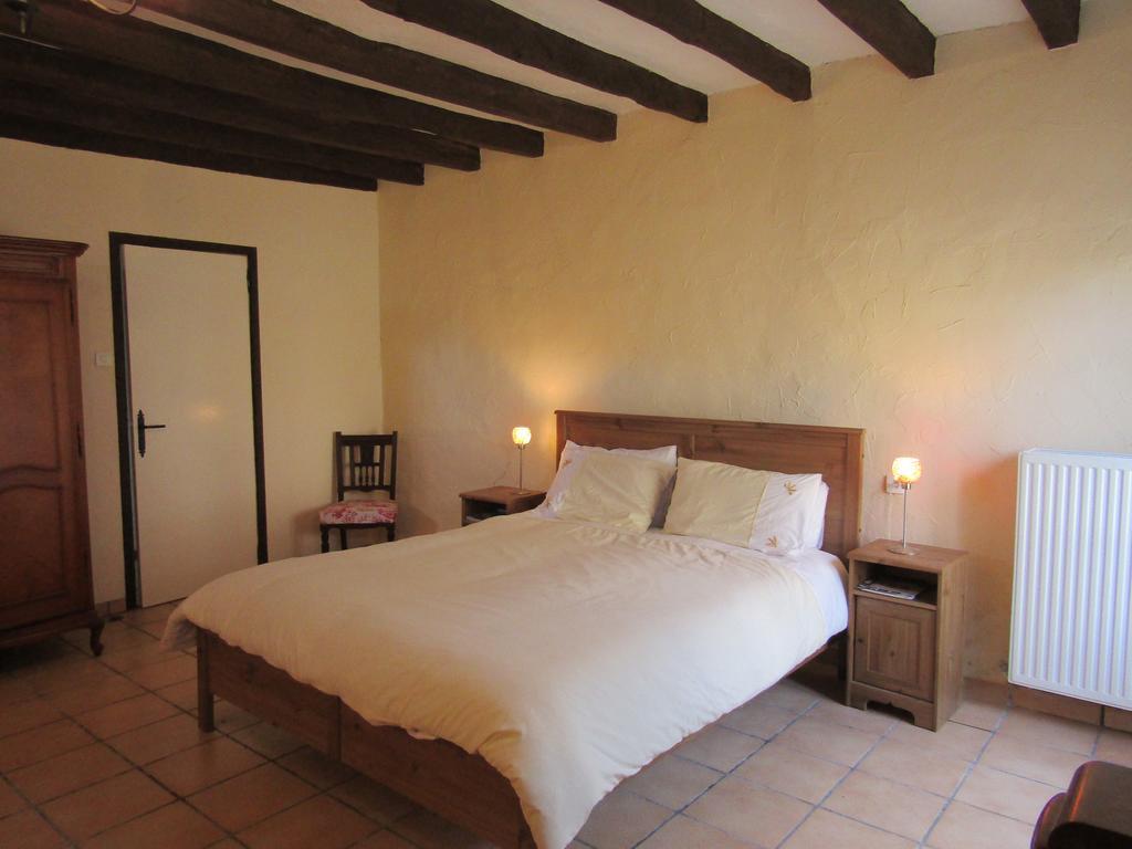 Bed and Breakfast Thesecretgarden-France Saint-Pierre-du-Lorouër Zewnętrze zdjęcie